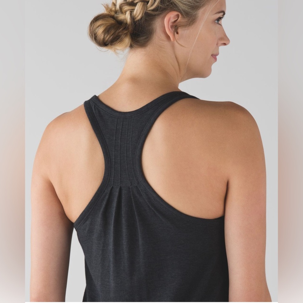 Lululemon Yogi Pleated Everyday Tank